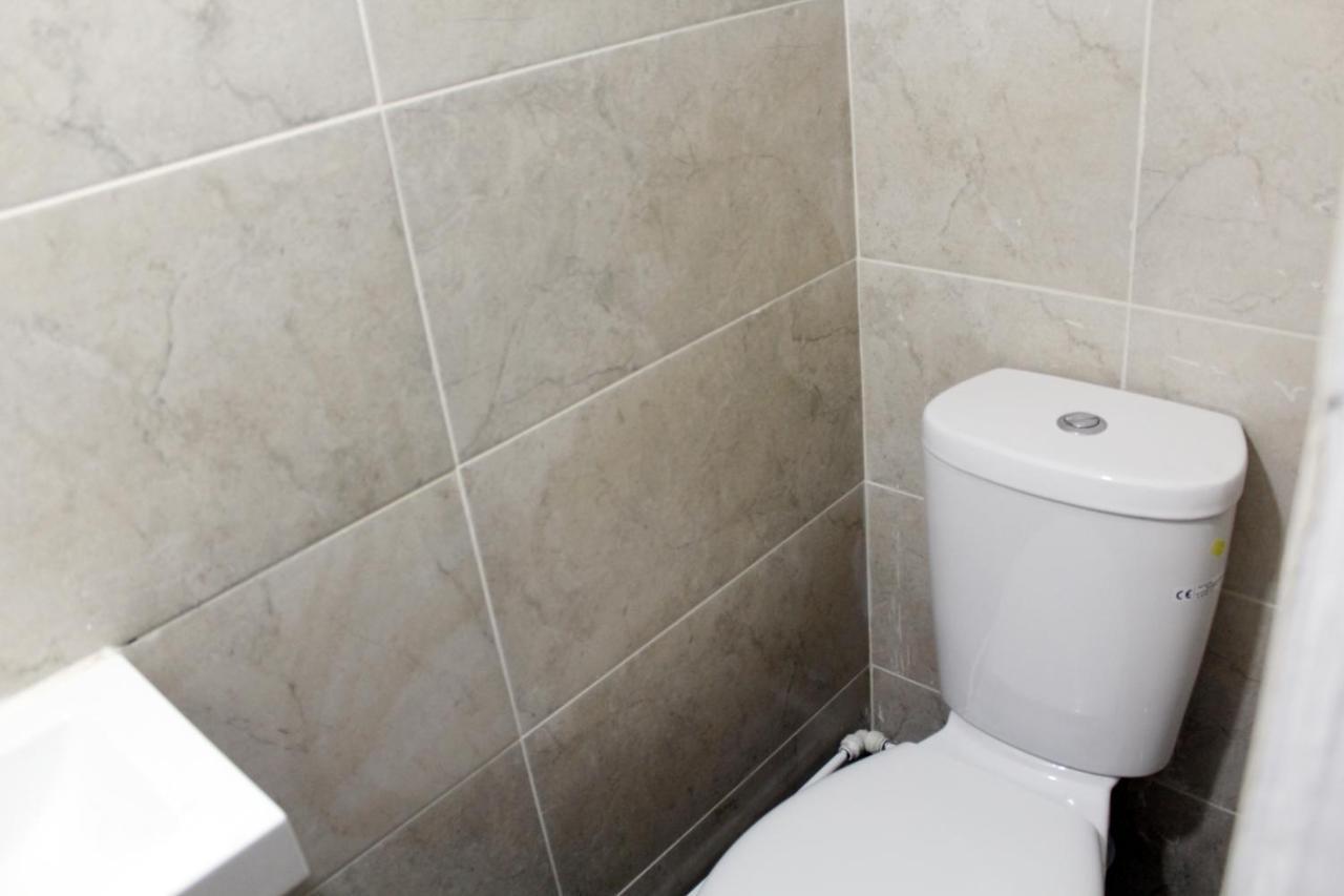 Cozy Rooms Or Apartment In London Townhouse Fast Links To Central Екстер'єр фото