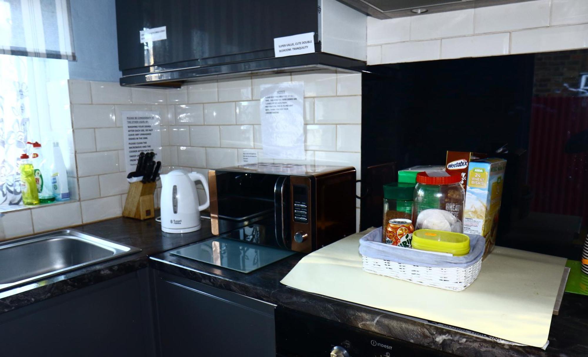 Cozy Rooms Or Apartment In London Townhouse Fast Links To Central Екстер'єр фото