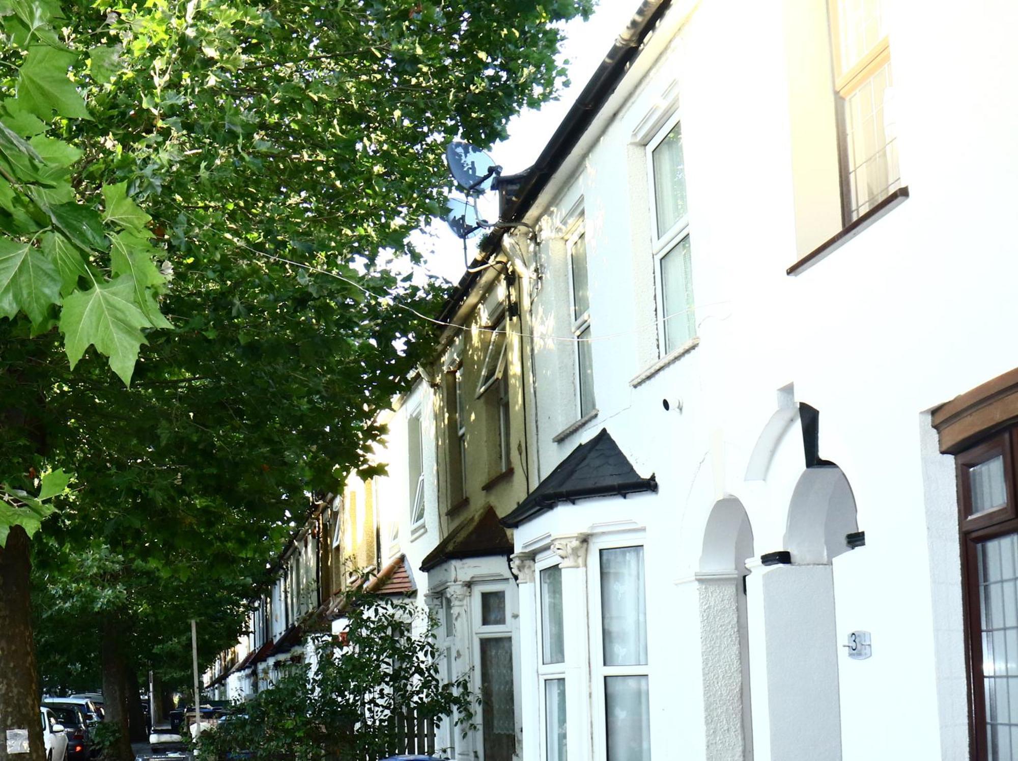 Cozy Rooms Or Apartment In London Townhouse Fast Links To Central Екстер'єр фото
